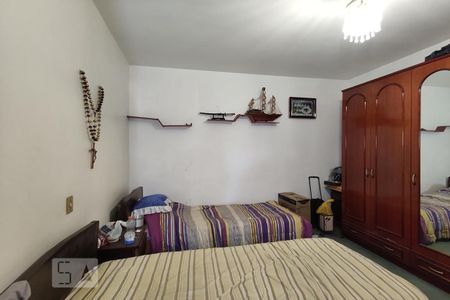 Casa à venda com 450m², 5 quartos e 2 vagas Casa à venda com 450m², 5 quartos e 2 vagasQuarto 2