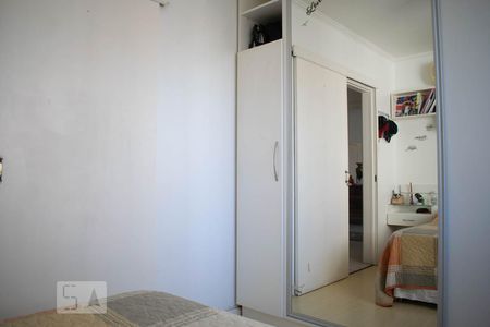 Quarto 1 de apartamento para alugar com 2 quartos, 85m² em Santa Tereza, Porto Alegre