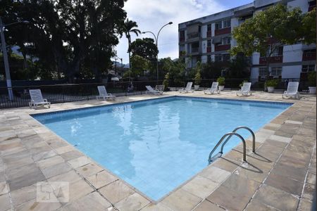 Apartamento à venda com 62m², 2 quartos e 1 vagaÁrea comum - Piscina