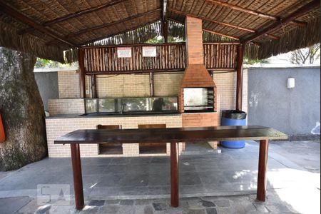 Apartamento à venda com 62m², 2 quartos e 1 vagaÁrea comum - Churrasqueira