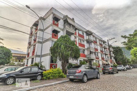 Apartamento à venda com 62m², 2 quartos e 1 vaga Apartamento à venda com 62m², 2 quartos e 1 vagaFachada
