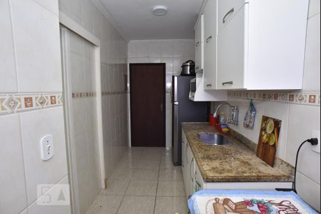 Apartamento à venda com 62m², 2 quartos e 1 vagaCozinha