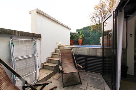 Apartamento à venda com 110m², 2 quartos e 2 vagasCobertura