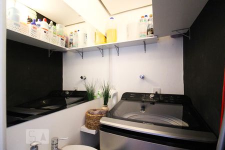 Apartamento à venda com 110m², 2 quartos e 2 vagasÁrea de Serviço