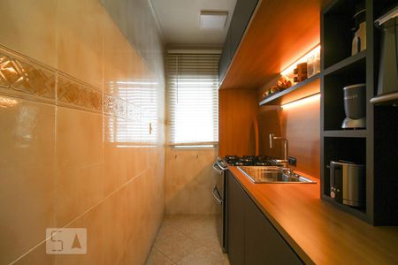 Apartamento à venda com 110m², 2 quartos e 2 vagasCozinha