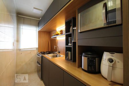Apartamento à venda com 110m², 2 quartos e 2 vagasCozinha