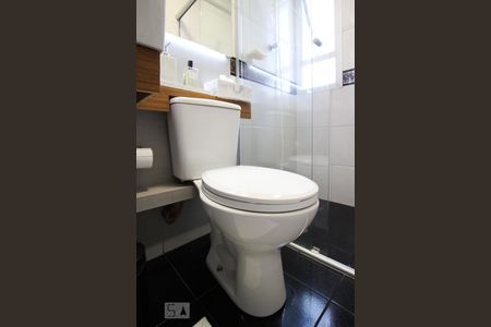 Apartamento à venda com 110m², 2 quartos e 2 vagasBanheiro 