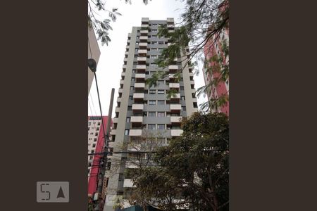 Apartamento à venda com 42m², 1 quarto e 1 vagaFachada