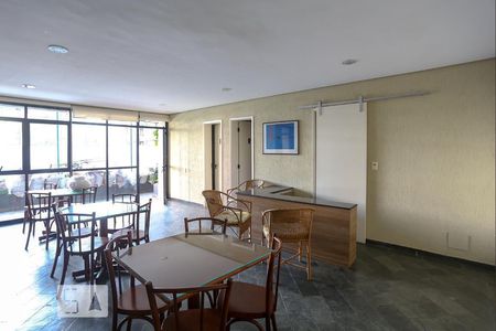 Apartamento à venda com 42m², 1 quarto e 1 vagaÁrea comum - Salão de festas