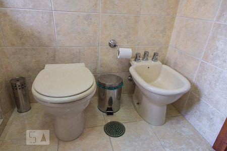 Casa à venda com 315m², 3 quartos e 5 vagas Casa à venda com 315m², 3 quartos e 5 vagasBanheiro da Suíte