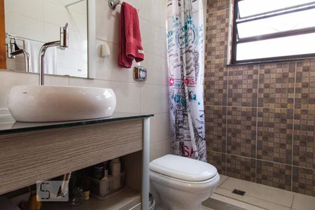 Casa à venda com 315m², 3 quartos e 5 vagas Casa à venda com 315m², 3 quartos e 5 vagasBanheiro