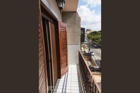 Casa à venda com 315m², 3 quartos e 5 vagas Casa à venda com 315m², 3 quartos e 5 vagasVaranda da Suíte