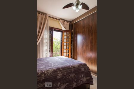 Casa à venda com 315m², 3 quartos e 5 vagas Casa à venda com 315m², 3 quartos e 5 vagasSuíte