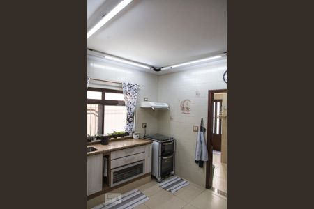 Casa à venda com 315m², 3 quartos e 5 vagas Casa à venda com 315m², 3 quartos e 5 vagasCozinha