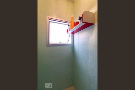 Apartamento à venda com 300m², 4 quartos e 2 vagas Apartamento à venda com 300m², 4 quartos e 2 vagasBanheiro cobertura