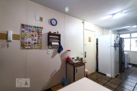 Apartamento à venda com 300m², 4 quartos e 2 vagas Apartamento à venda com 300m², 4 quartos e 2 vagasCozinha