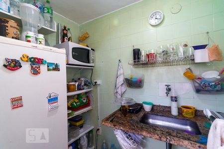 Apartamento à venda com 300m², 4 quartos e 2 vagas Apartamento à venda com 300m², 4 quartos e 2 vagasCozinha