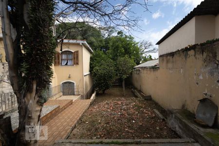 Casa à venda com 598m², 4 quartos e 6 vagasQuintal
