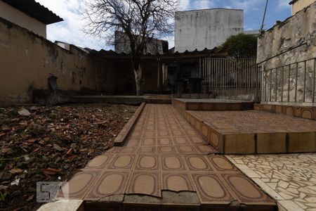 Casa à venda com 598m², 4 quartos e 6 vagasQuintal