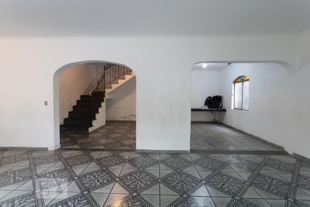 Casa à venda com 598m², 4 quartos e 6 vagasSalão