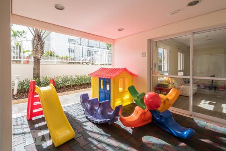 Apartamento para alugar com 50m², 2 quartos e 1 vaga Apartamento para alugar com 50m², 2 quartos e 1 vagaÁrea Comum - Playground