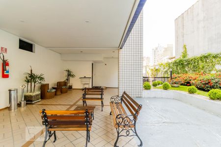 Apartamento para alugar com 38m², 1 quarto e 1 vaga Apartamento para alugar com 38m², 1 quarto e 1 vagaHall Social