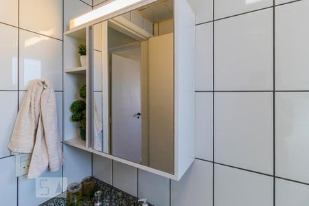 Apartamento para alugar com 38m², 1 quarto e 1 vaga Apartamento para alugar com 38m², 1 quarto e 1 vagaBanheiro - Espelho