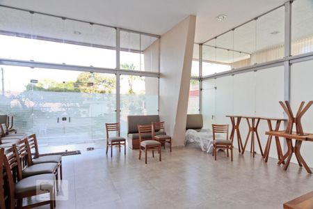Apartamento à venda com 75m², 2 quartos e 1 vaga Apartamento à venda com 75m², 2 quartos e 1 vagaÁrea comum - Salão de festas