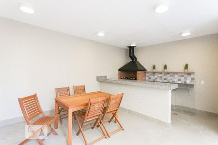 Apartamento para alugar com 44m², 2 quartos e sem vagaÁrea comum - Churrasqueira