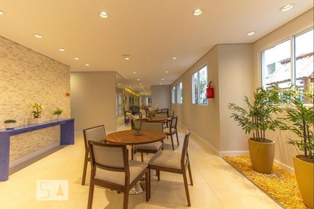 Apartamento para alugar com 44m², 2 quartos e sem vagaÁrea comum - Salão de festas