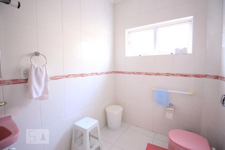 Casa à venda com 164m², 3 quartos e 5 vagasBanheiro