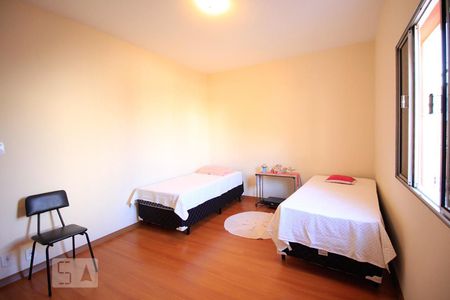 Casa à venda com 164m², 3 quartos e 5 vagasQuarto 1