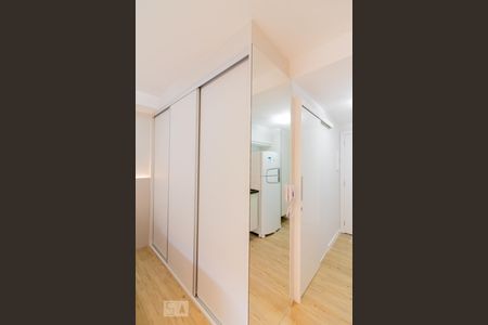 Studio para alugar com 27m², 1 quarto e sem vagaArmários Studio