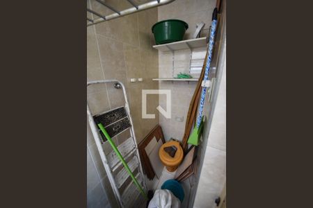 Apartamento para alugar com 73m², 2 quartos e 1 vaga Apartamento para alugar com 73m², 2 quartos e 1 vagaBanheiro de Serviço