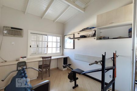 Casa à venda com 380m², 4 quartos e 3 vagasQuarto 1 suíte 