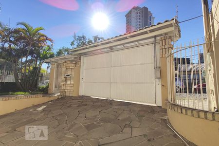 Casa à venda com 380m², 4 quartos e 3 vagasPortão 