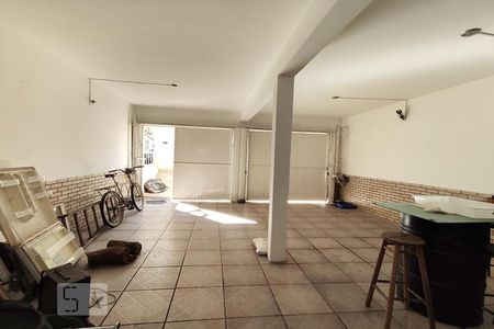 Casa à venda com 380m², 4 quartos e 3 vagasGaragem