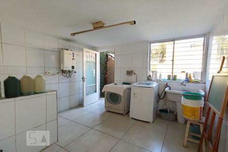 Casa à venda com 380m², 4 quartos e 3 vagasÁrea de Serviço