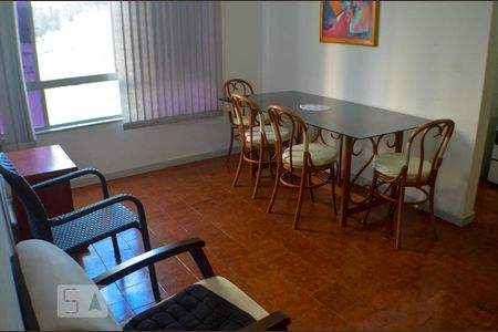 Sala de apartamento para alugar com 1 quarto, 43m² em Barra, Salvador