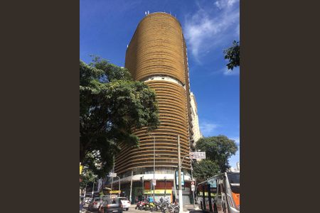Apartamento para alugar com 52m², 1 quarto e sem vagaFachada