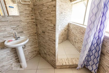 Apartamento para alugar com 52m², 1 quarto e sem vaga Apartamento para alugar com 52m², 1 quarto e sem vagaBanheiro