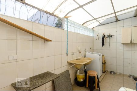 Casa à venda com 197m², 3 quartos e 2 vagasÁrea de serviço