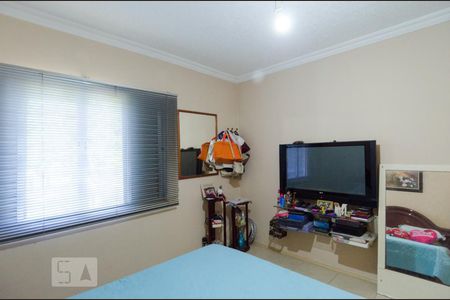 Casa à venda com 197m², 3 quartos e 2 vagasQuarto 1