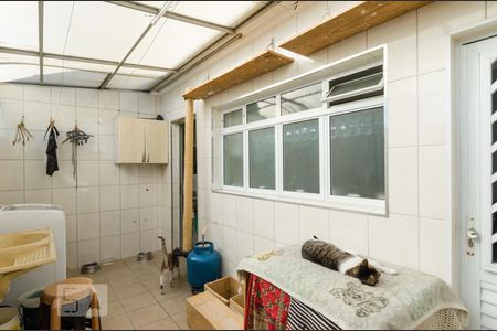 Casa à venda com 197m², 3 quartos e 2 vagasÁrea de serviço