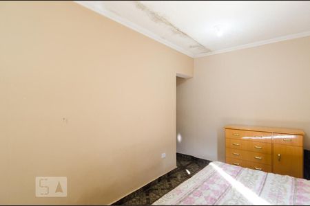 Casa à venda com 197m², 3 quartos e 2 vagasQuarto 3