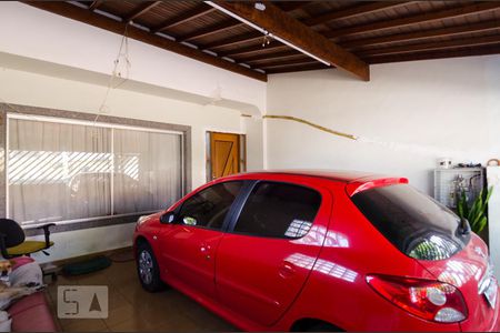 Casa à venda com 197m², 3 quartos e 2 vagasGaragem