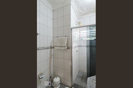Casa à venda com 197m², 3 quartos e 2 vagasBanheiro