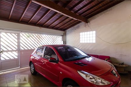 Casa à venda com 197m², 3 quartos e 2 vagasGaragem