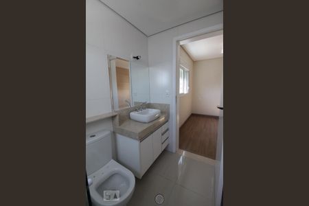 Apartamento para alugar com 105m², 3 quartos e 3 vagasBanheiro do Quarto 1
