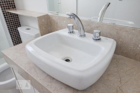 Apartamento para alugar com 105m², 3 quartos e 3 vagasBanheiro do Quarto 1